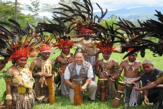 Exploring Cultural Interconnectivity Between Jewish and Yoruba Traditions: Enhancing Peaceful Coexistence and Socio-Economic Development